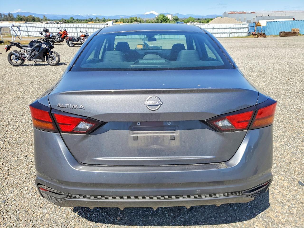 2024 Nissan Altima S - Image 6
