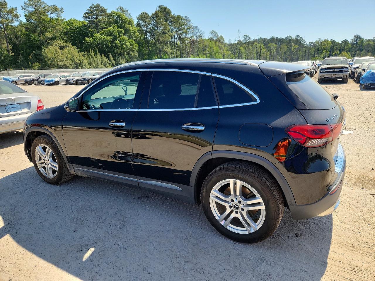 2021 Mercedes-Benz Gla 250 - Image 2