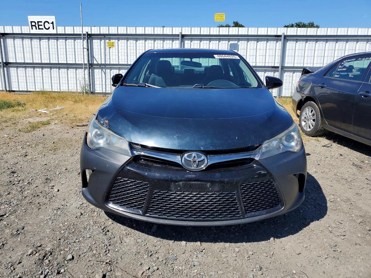 2017 Toyota Camry Se - Фото 5