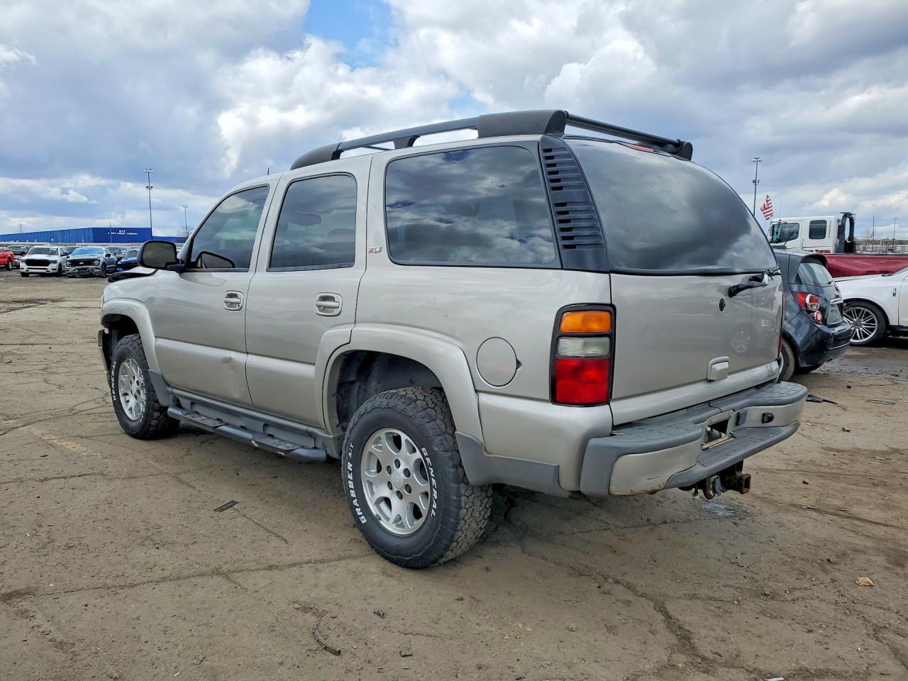 2005 Chevrolet Tahoe K1500 - Фото 2