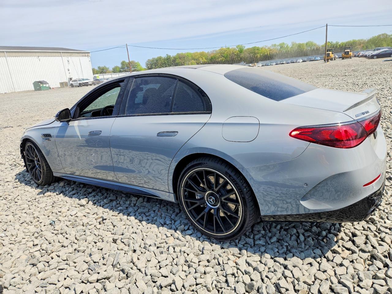 2026 Mercedes-Benz E Amg 53E 4Matic - Фото 2