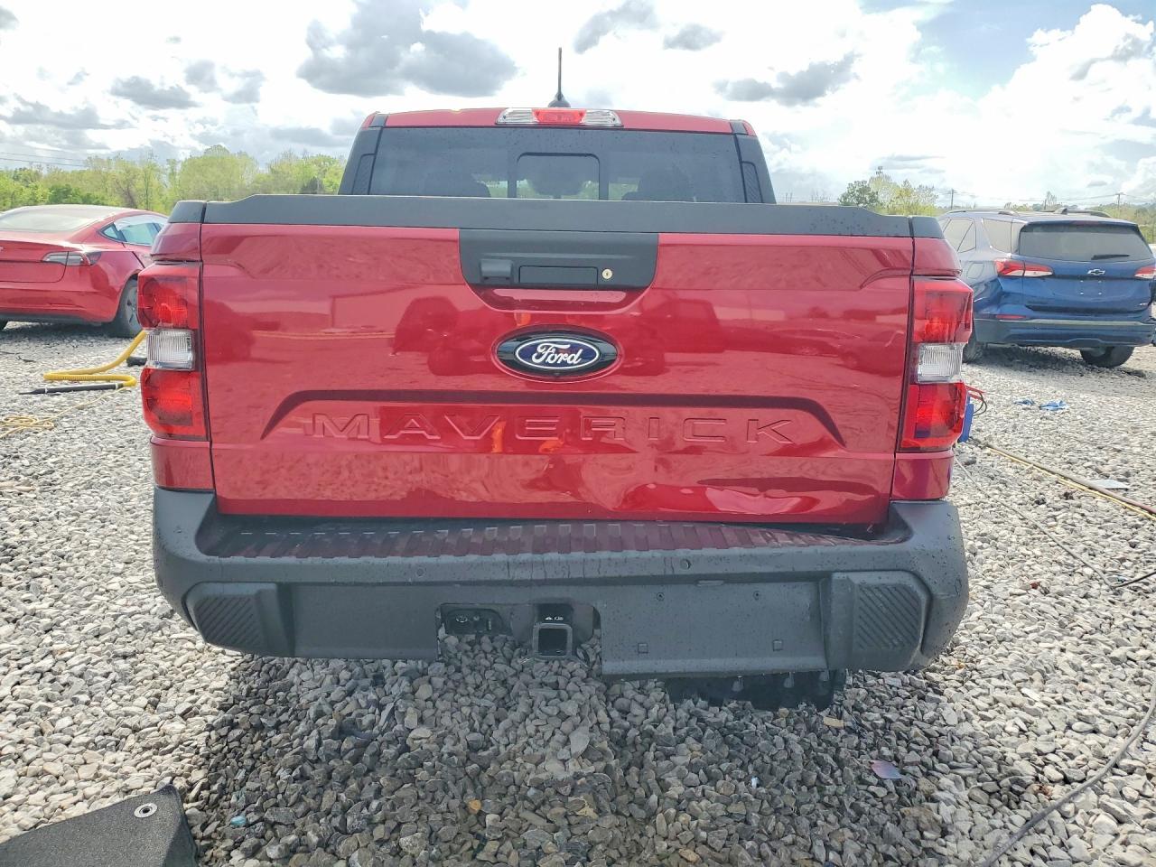 2025 Ford Maverick Lariat - Image 6
