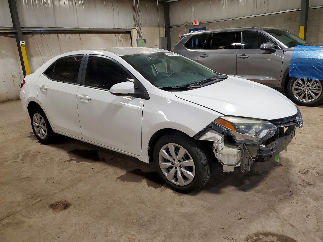 2015 Toyota Corolla Le - Фото 4