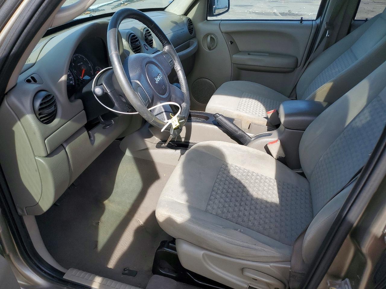 2007 Jeep Liberty Sport - Фото 7