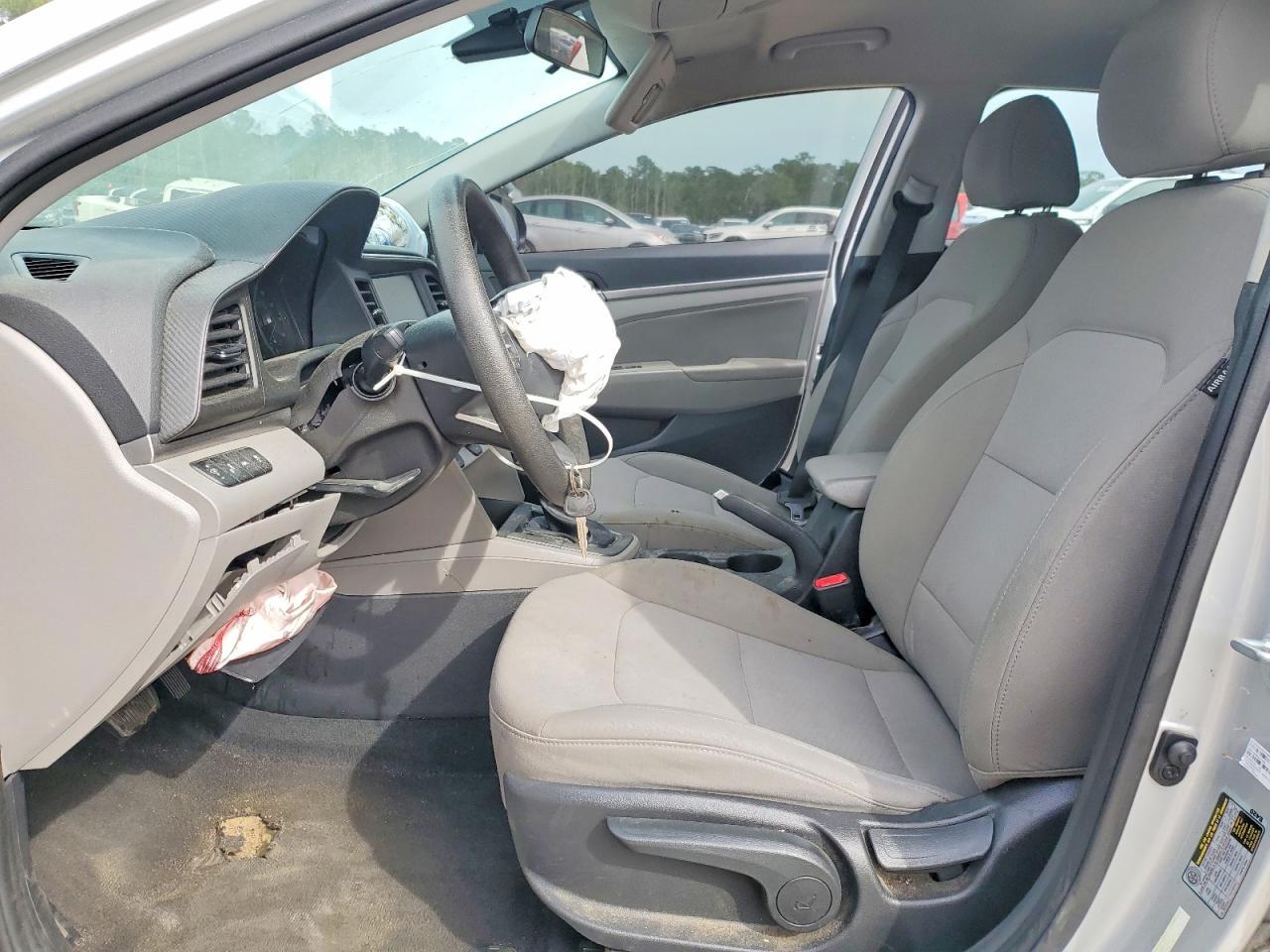 2019 Hyundai Elantra Sel - Image 7