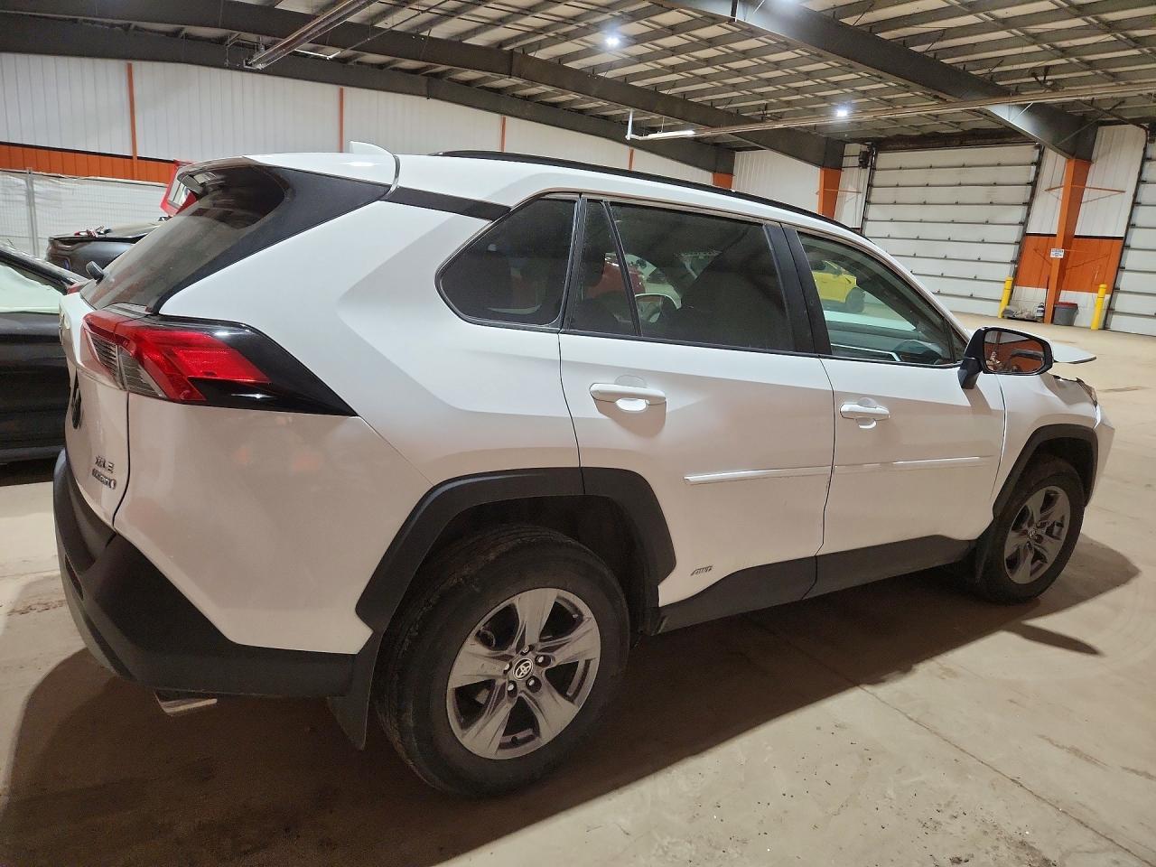 2024 Toyota Rav4 Hybrid Xle - Фото 3