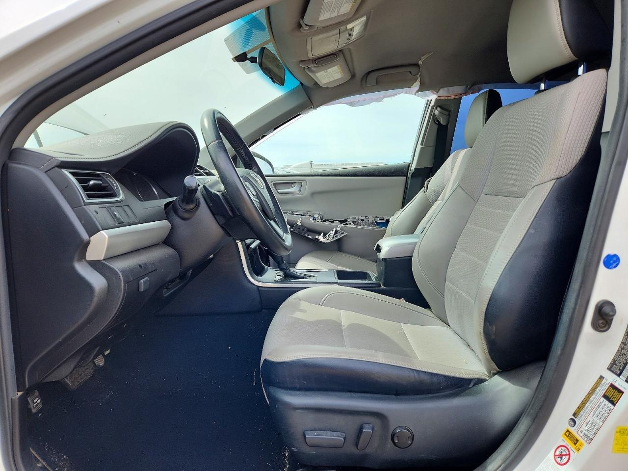 2017 Toyota Camry Se - Image 7