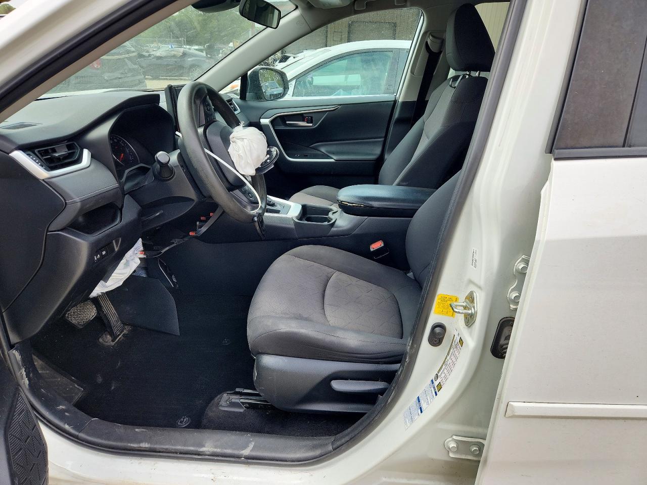 2019 Toyota Rav4 Xle - Image 7