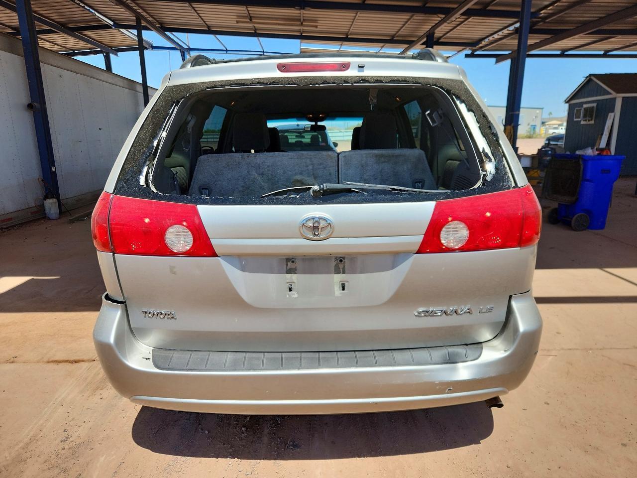 2009 Toyota Sienna Le 7-Passenger - Фото 6