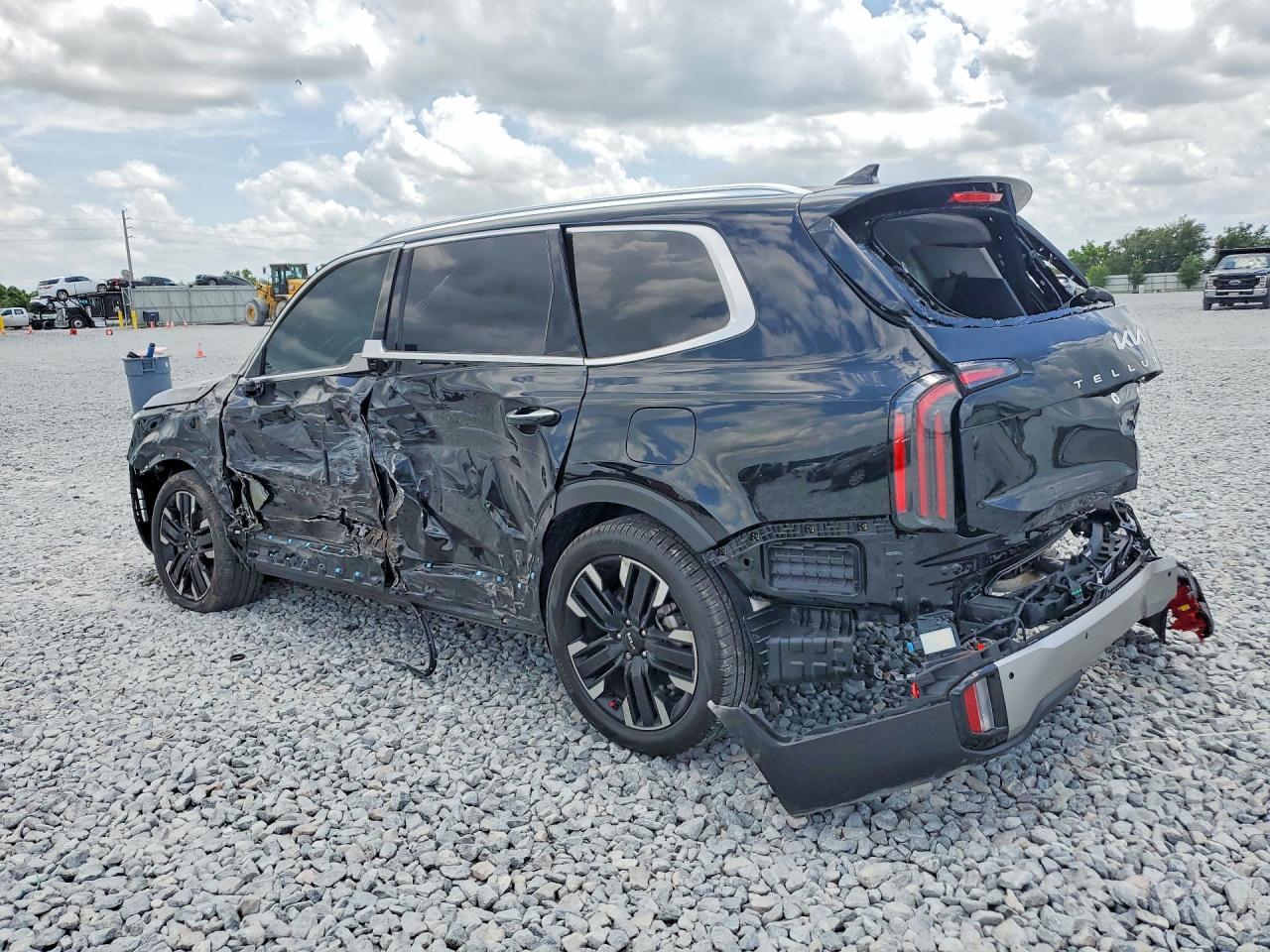 2025 Kia Telluride Sx - Image 2