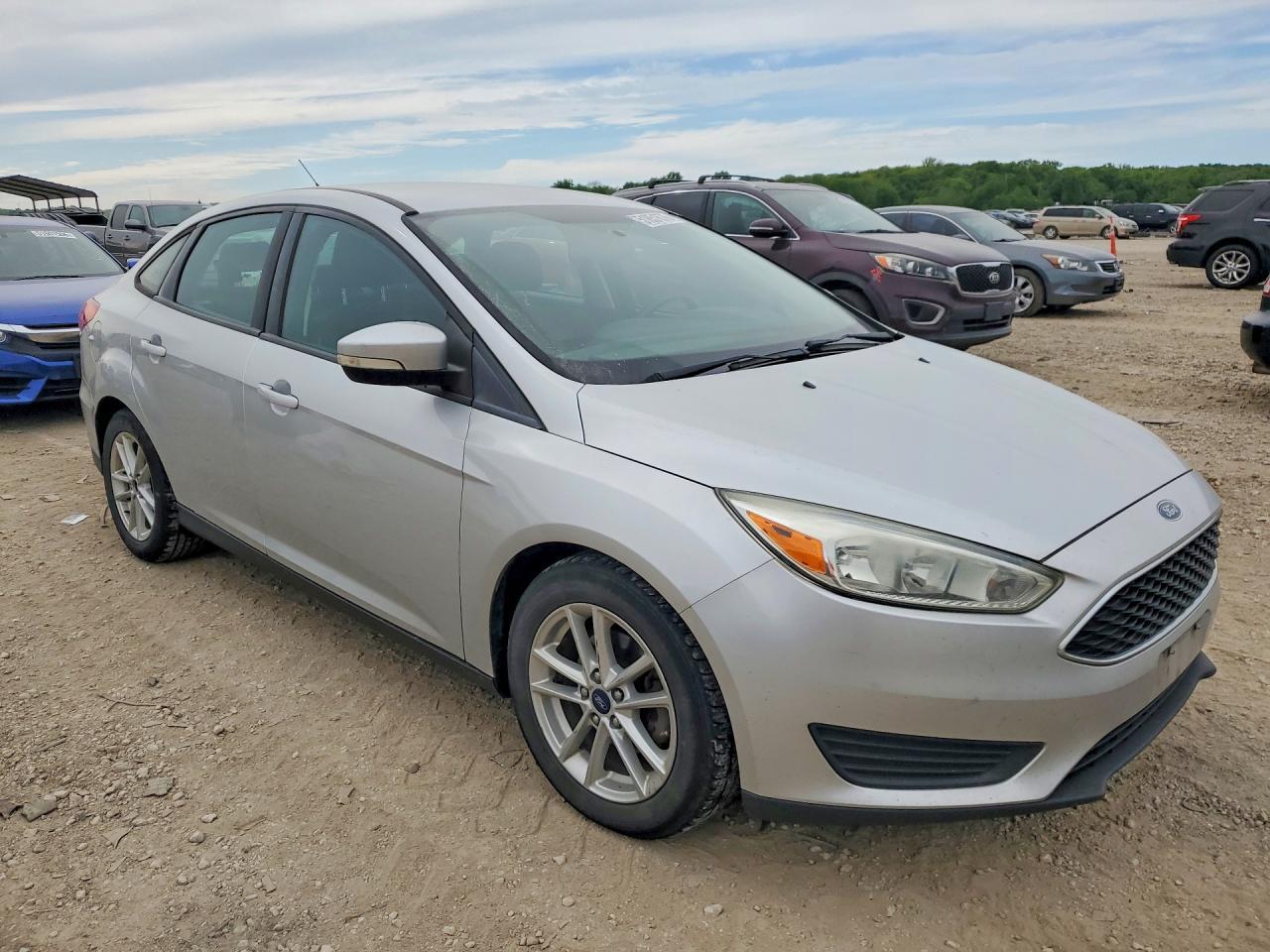 2016 Ford Focus Se - Фото 4