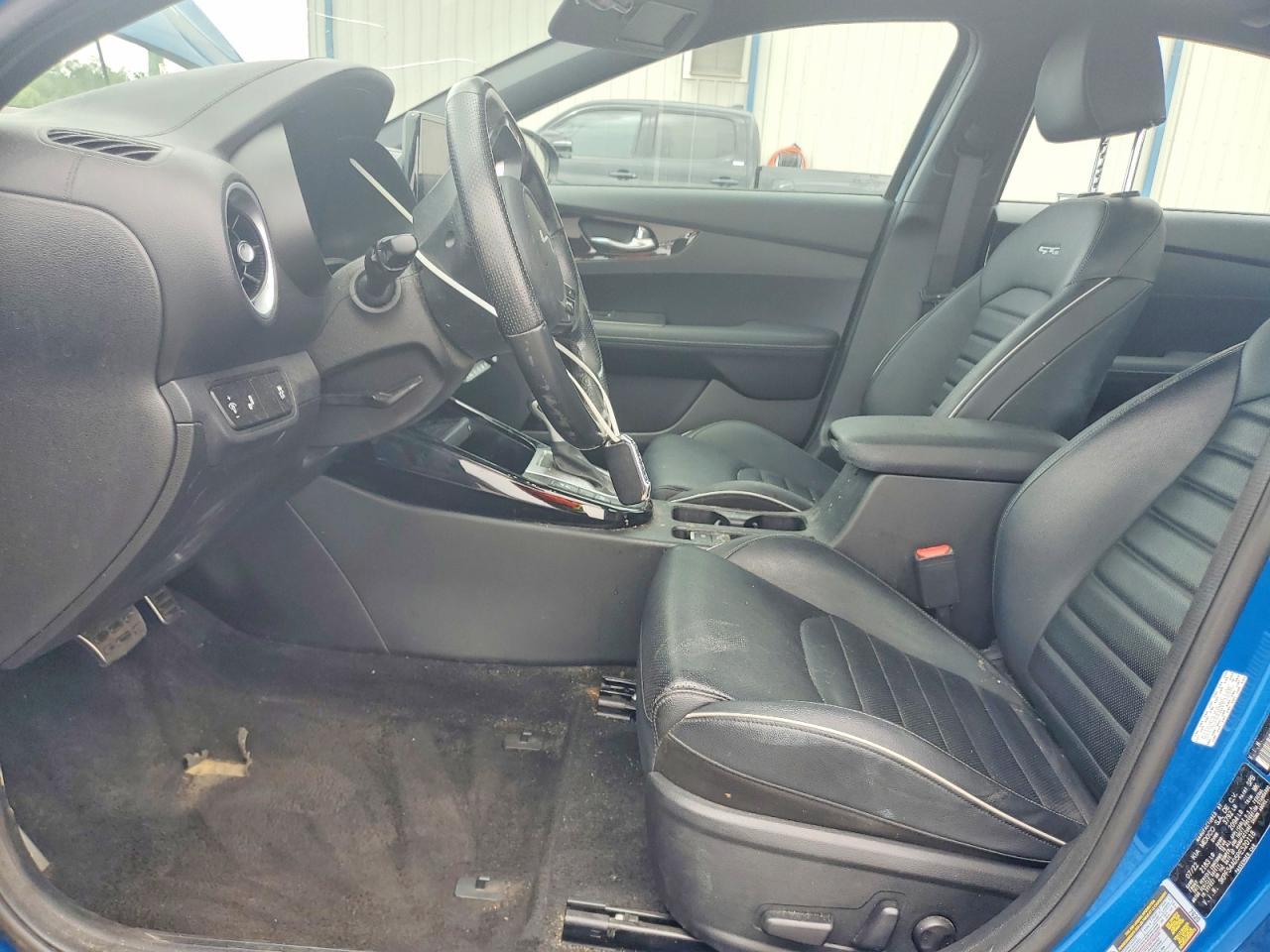 2023 Kia Forte Gt-Line - Фото 7