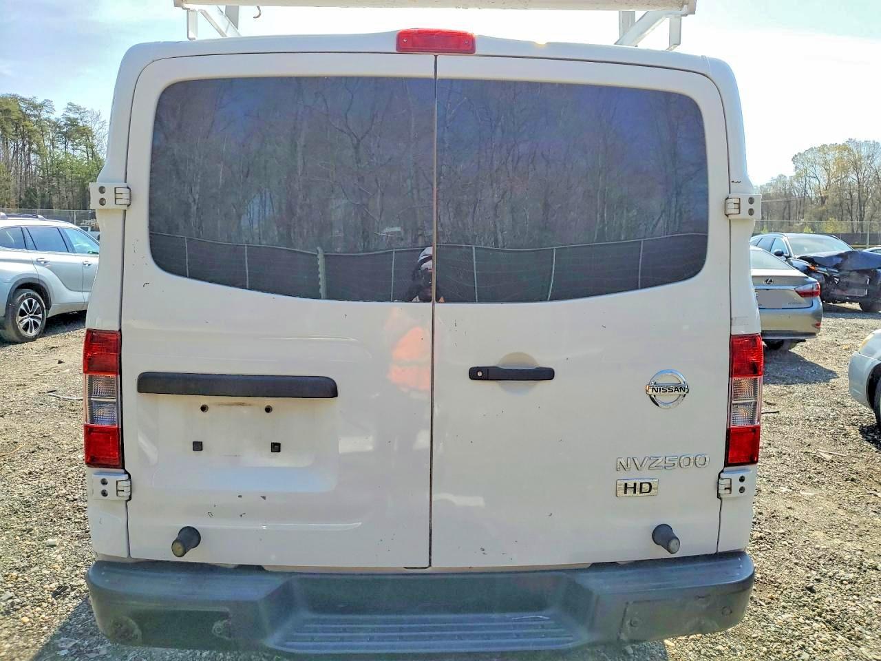 2015 Nissan Nv 2500 Hd S - Фото 6