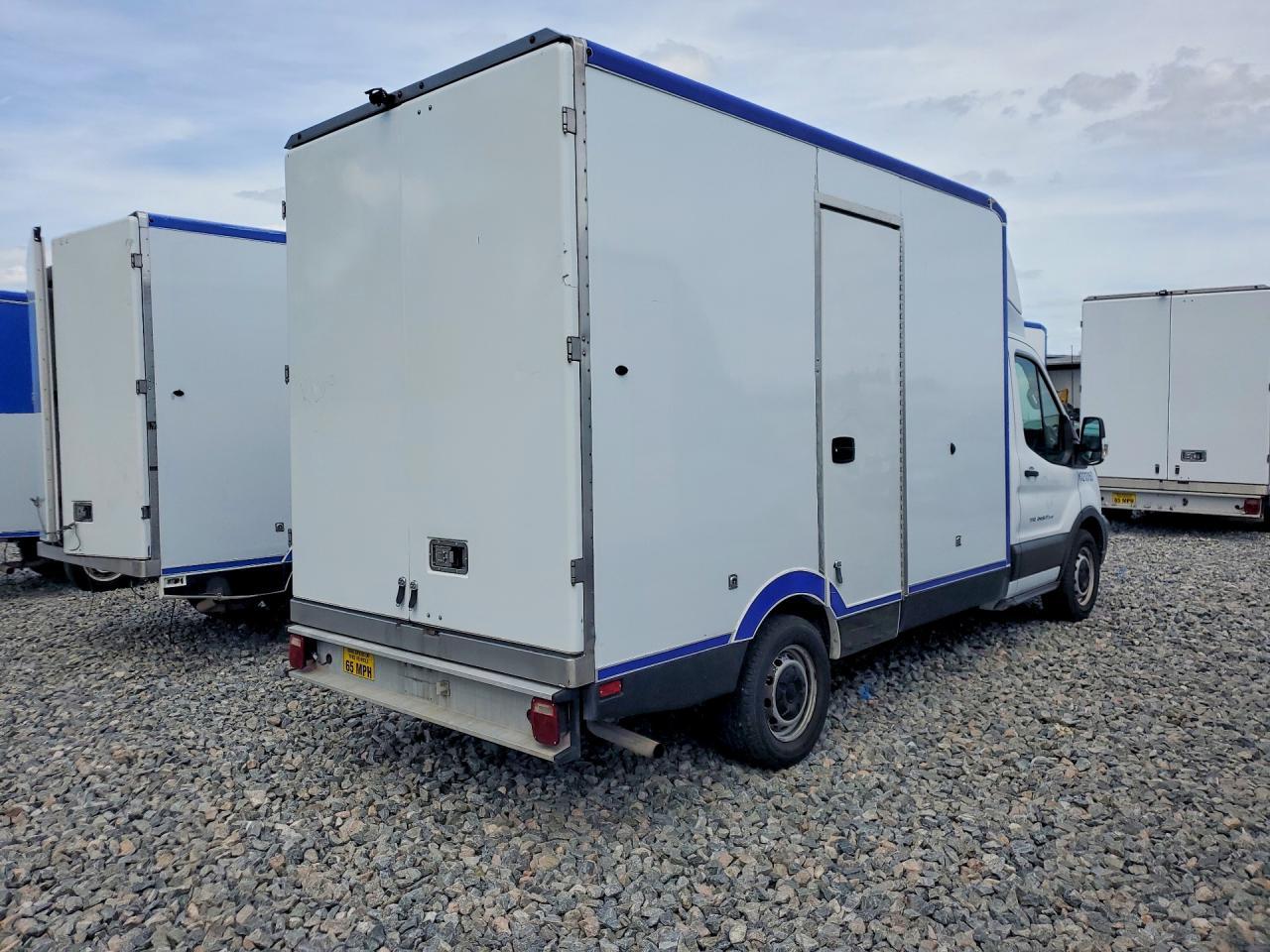 2021 Ford Transit Delivery Truck - Фото 3