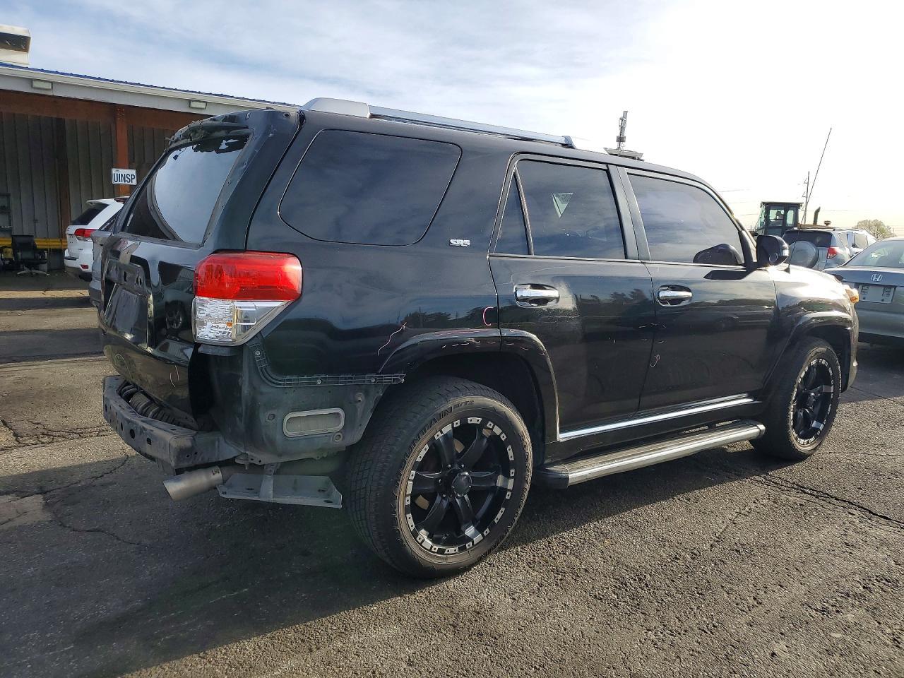 2011 Toyota 4Runner Sr5 - Фото 3