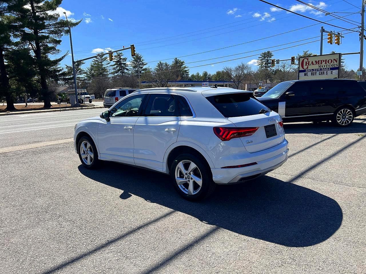 2020 Audi Q3 Premium - Image 3