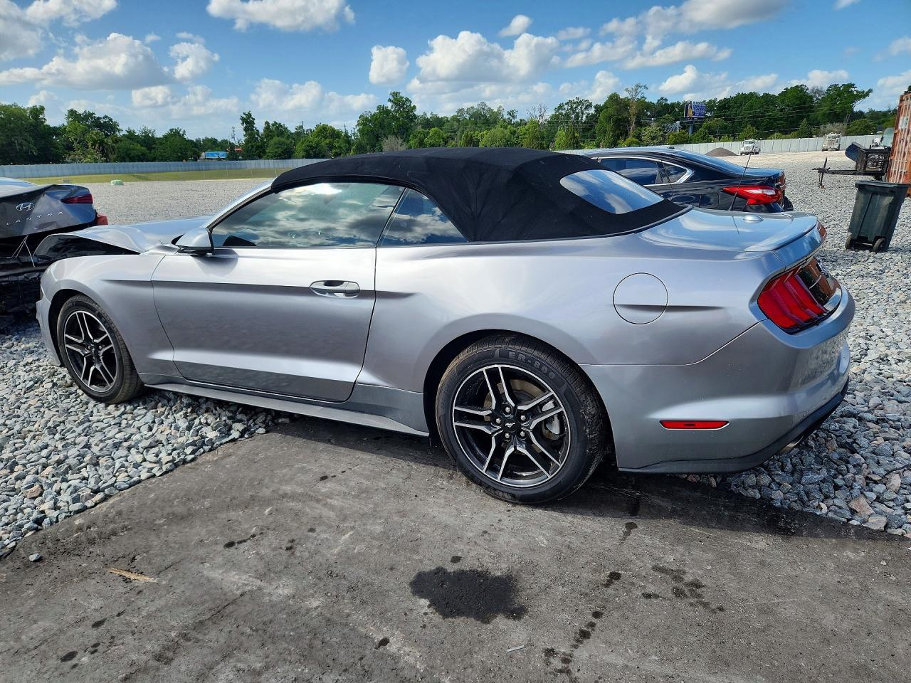 2023 Ford Mustang - Image 2