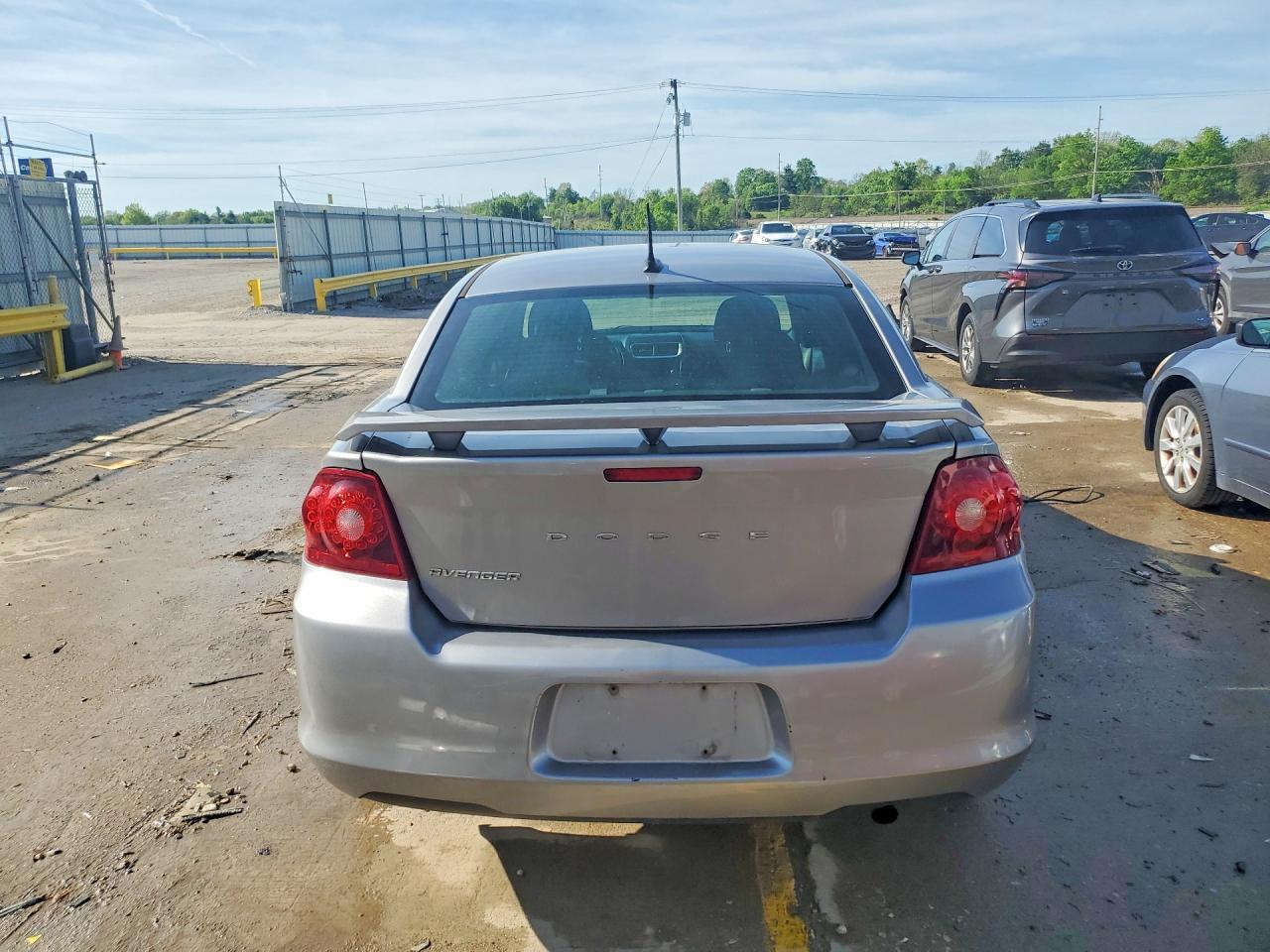2014 Dodge Avenger Se - Image 6