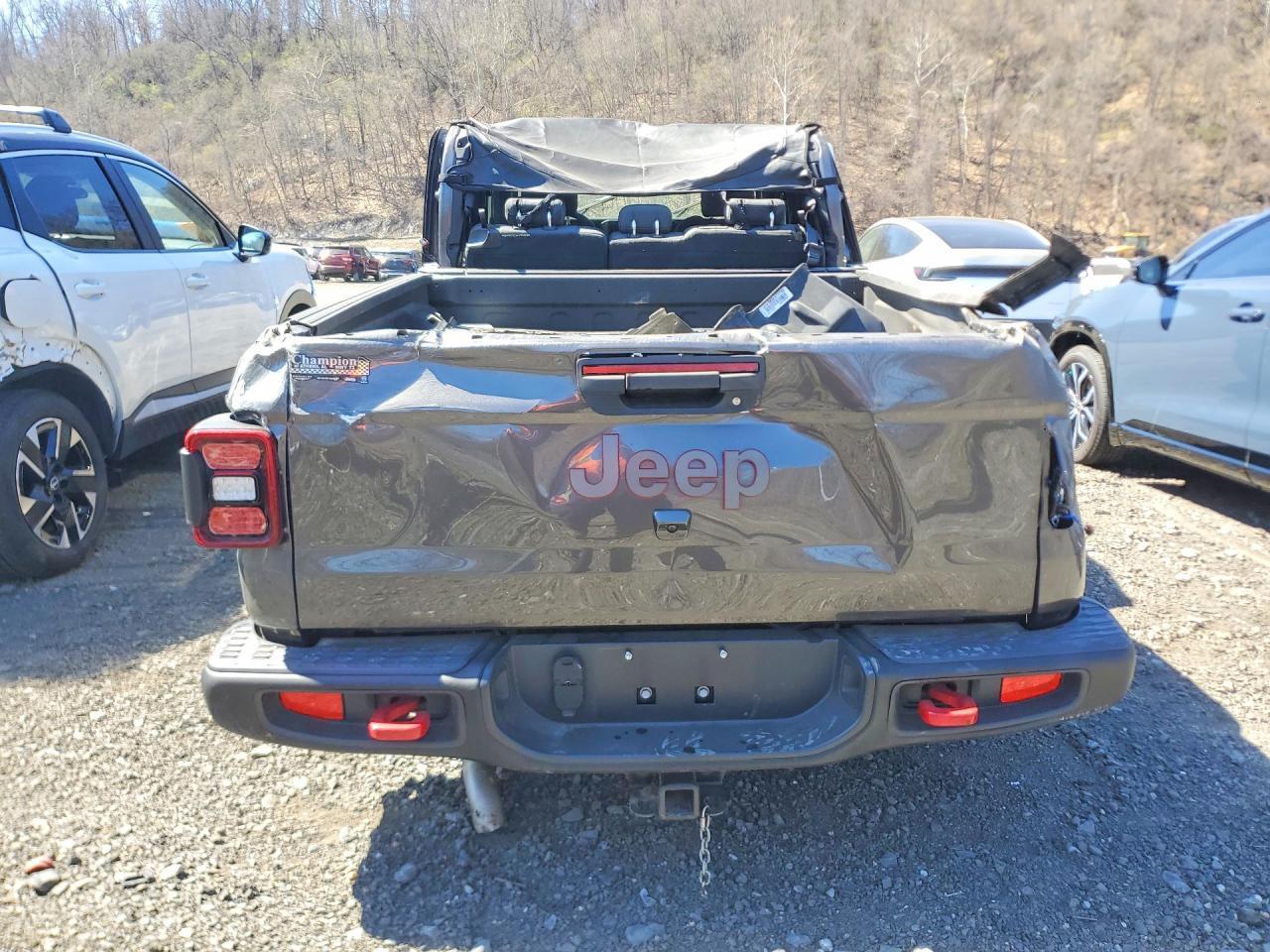 2024 Jeep Gladiator Rubicon - Image 6