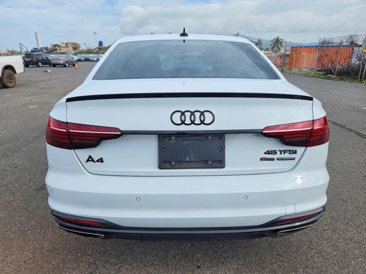 2023 Audi A4 Premium Plus 45 - Фото 6