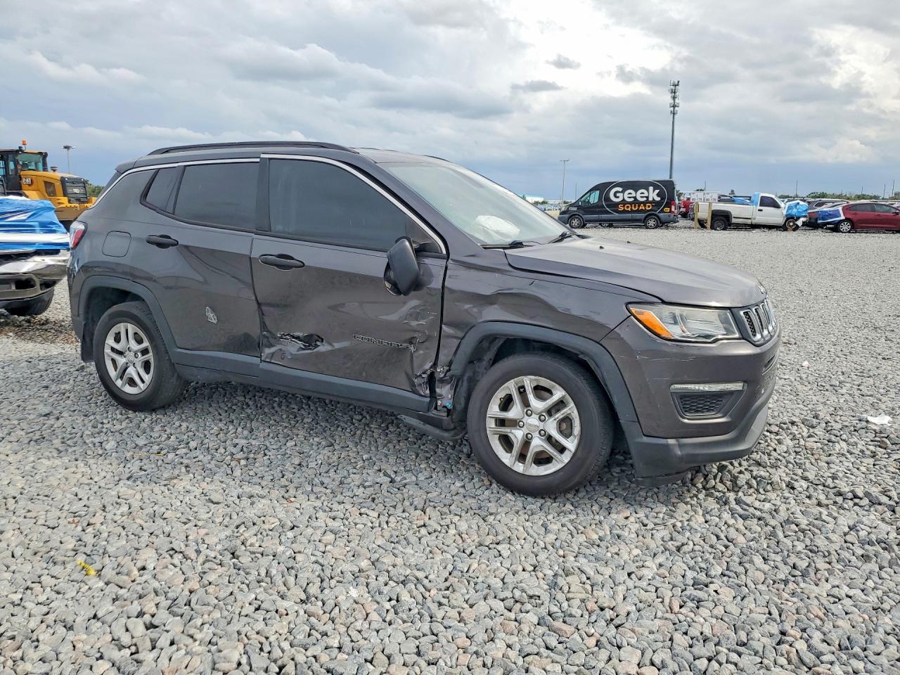 2021 Jeep Compass Sport - Фото 4