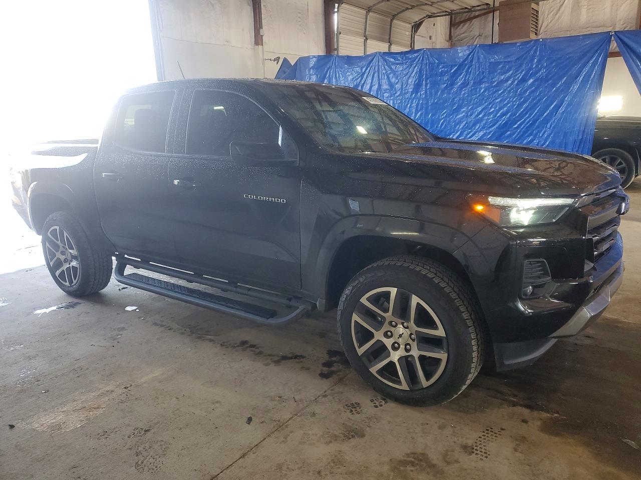 2024 Chevrolet Colorado Z71 - Image 4
