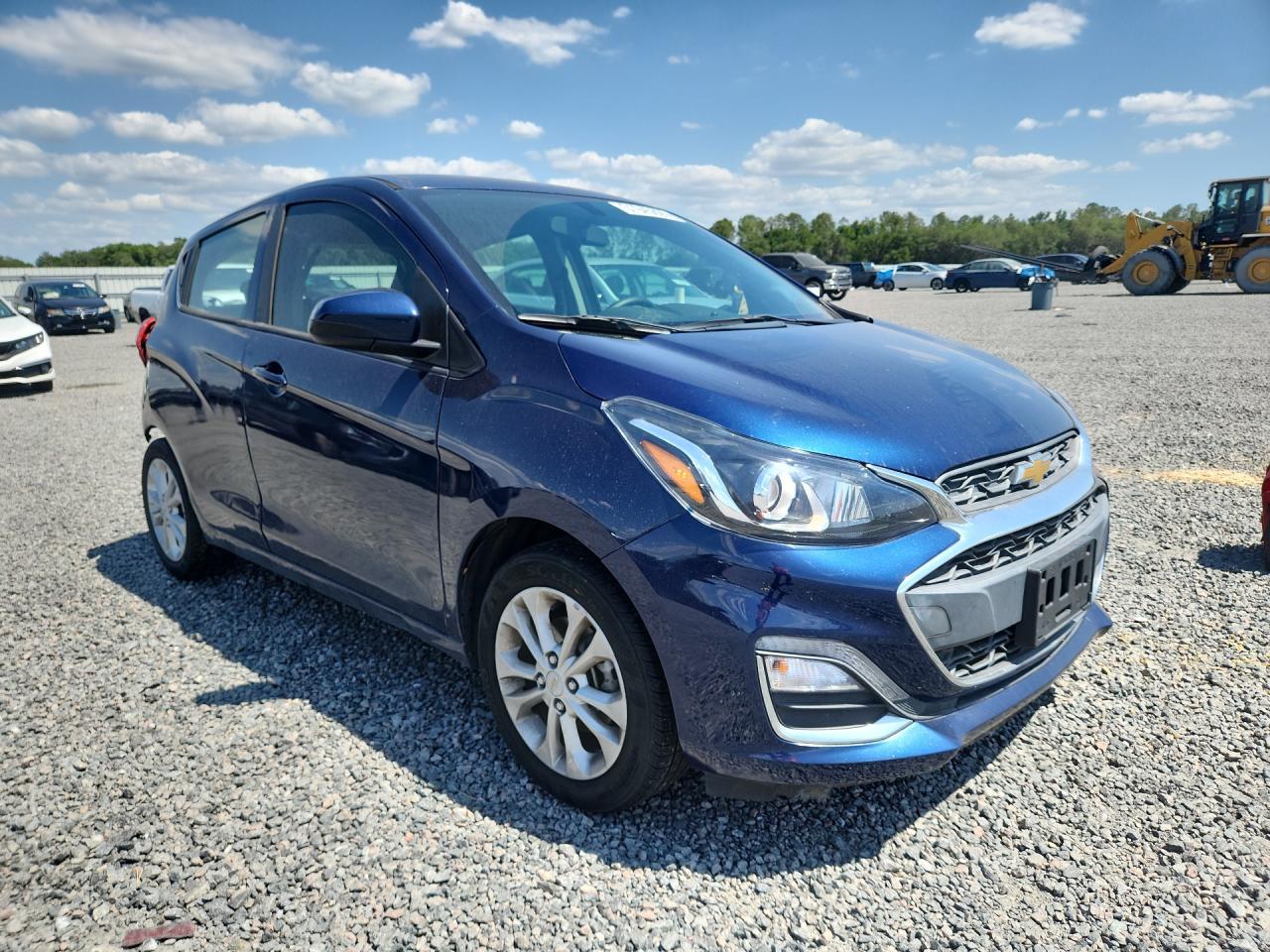 2022 Chevrolet Spark Activ Manual - Image 4