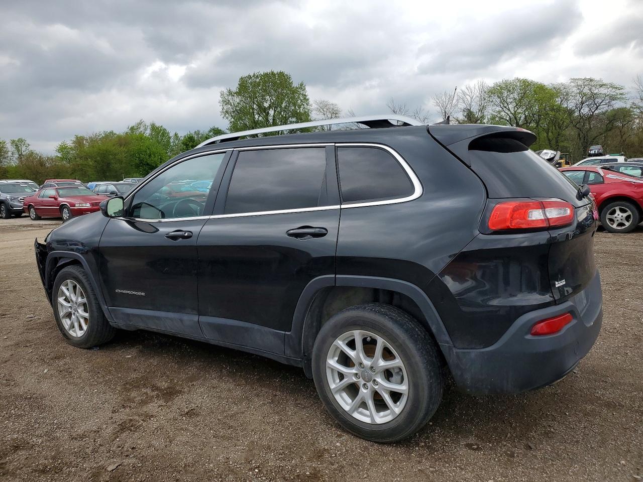2016 Jeep Cherokee Latitude - Image 2