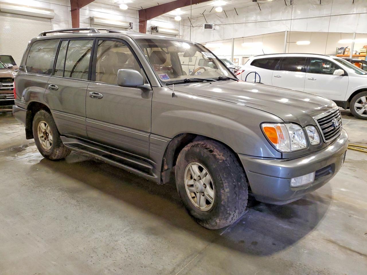 2000 Lexus Lx 470 Base - Image 4