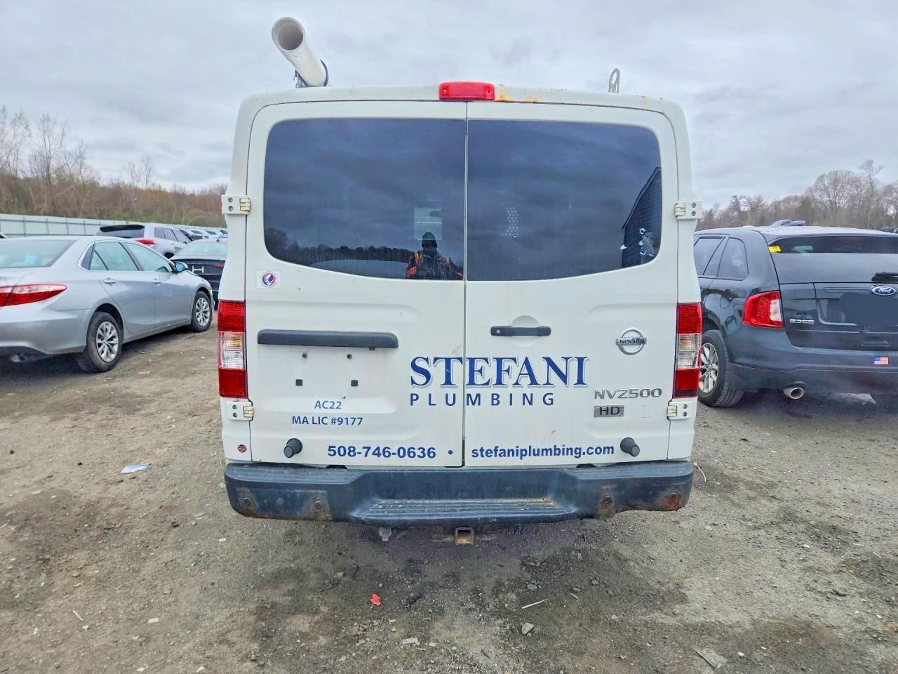 2015 Nissan Nv 2500 Hd Sv - Image 7