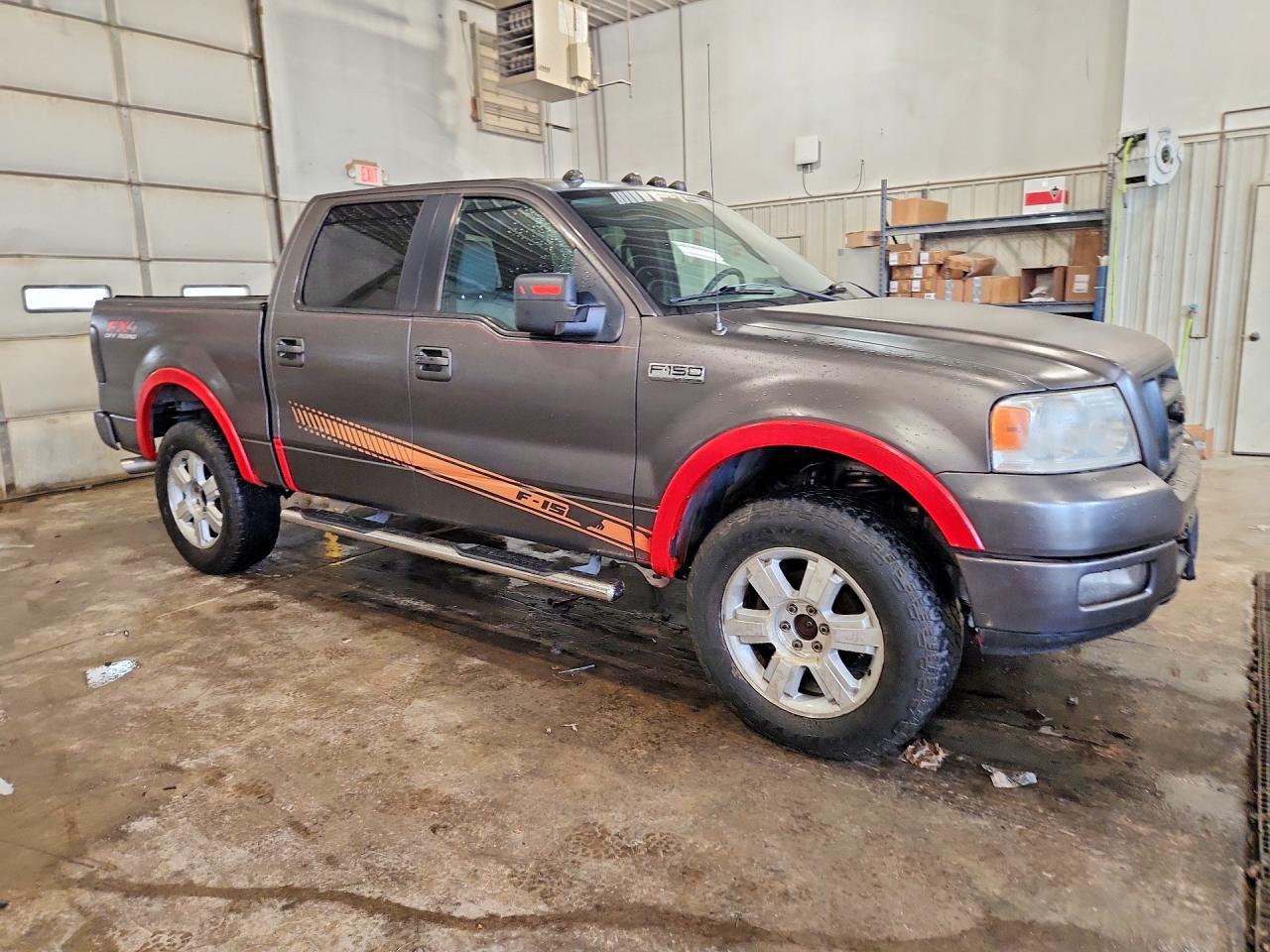 2005 Ford F150 Supercrew - Image 4