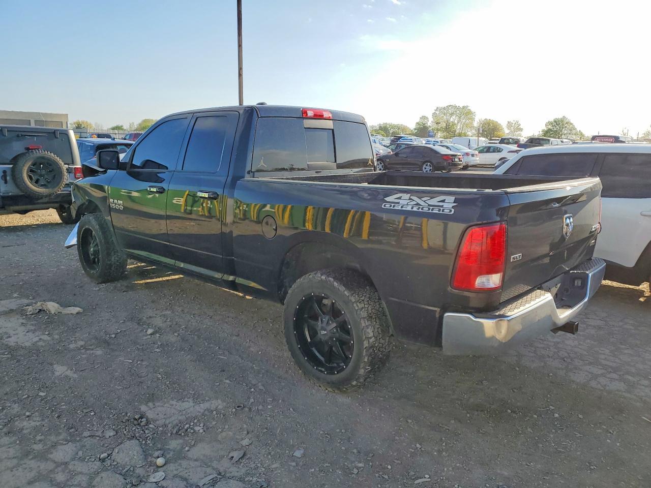 2017 Ram 1500 Slt - Image 2