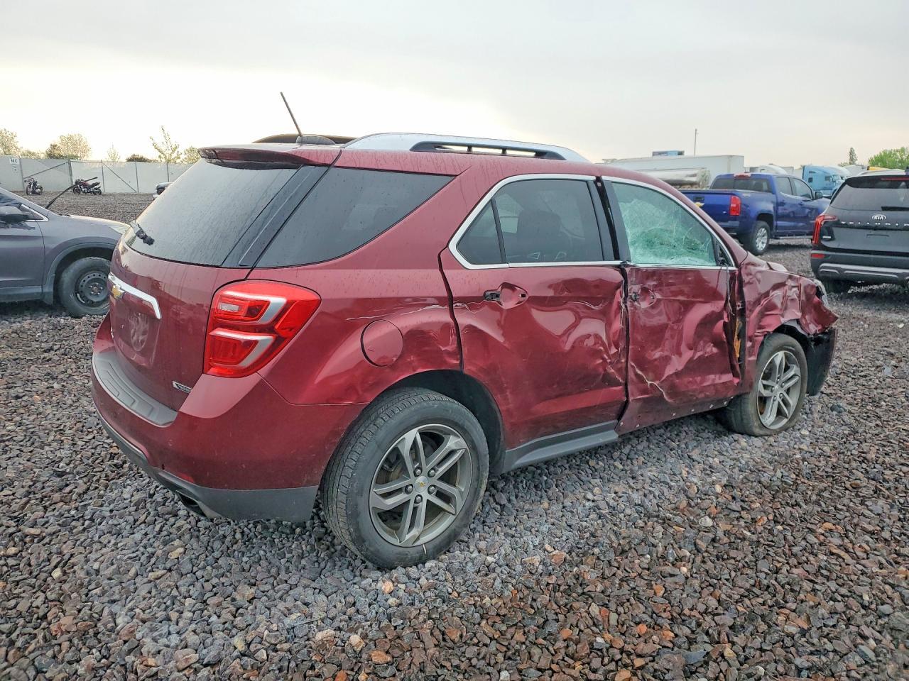 2017 Chevrolet Equinox Premier - Image 3
