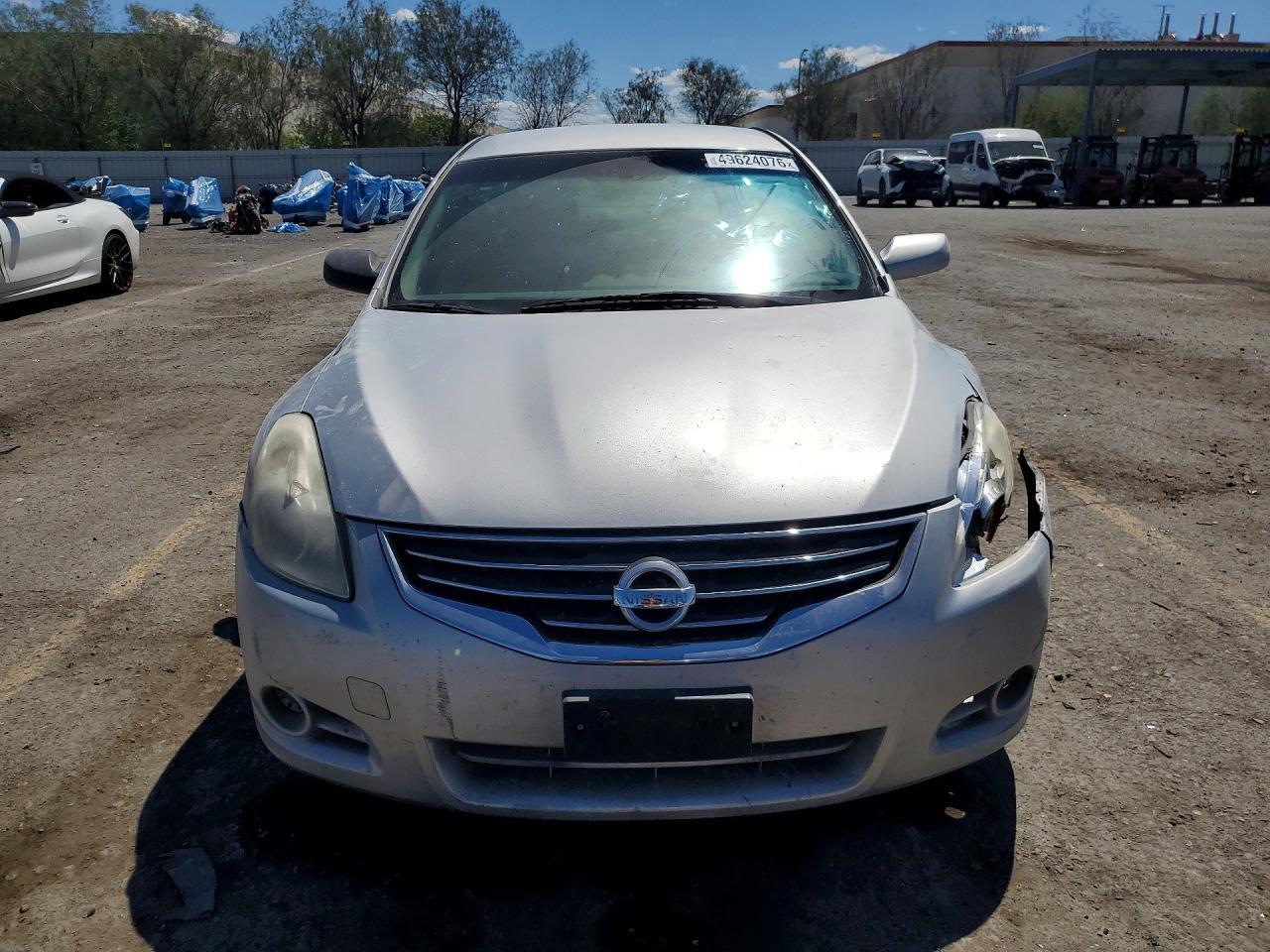 2010 Nissan Altima - Фото 5