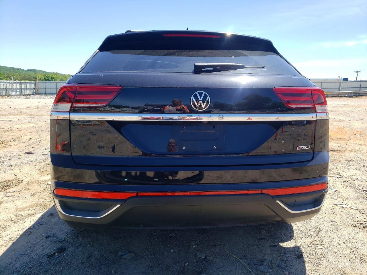 2020 Volkswagen Atlas Cross Sport S - Image 6