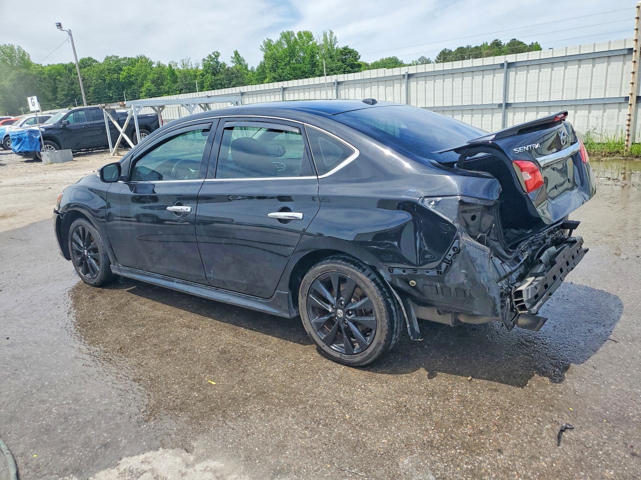 2017 Nissan Sentra Sr Turbo - Фото 2
