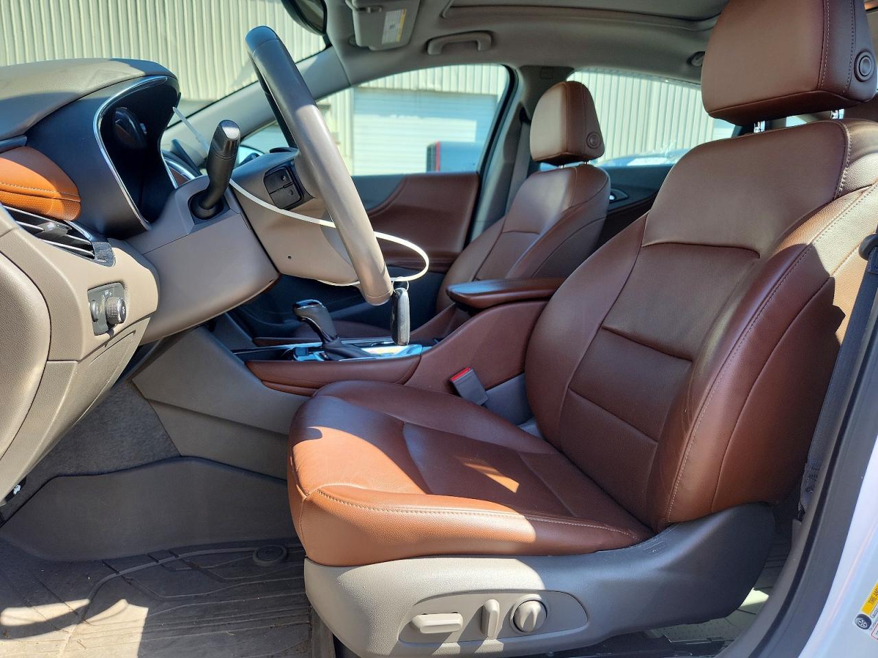2018 Chevrolet Malibu Premier - Image 7