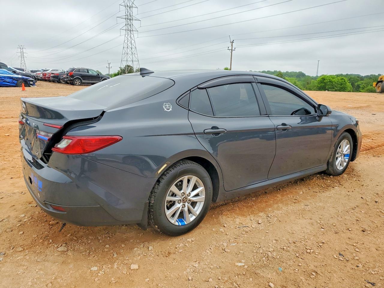 2025 Toyota Camry Le - Image 3