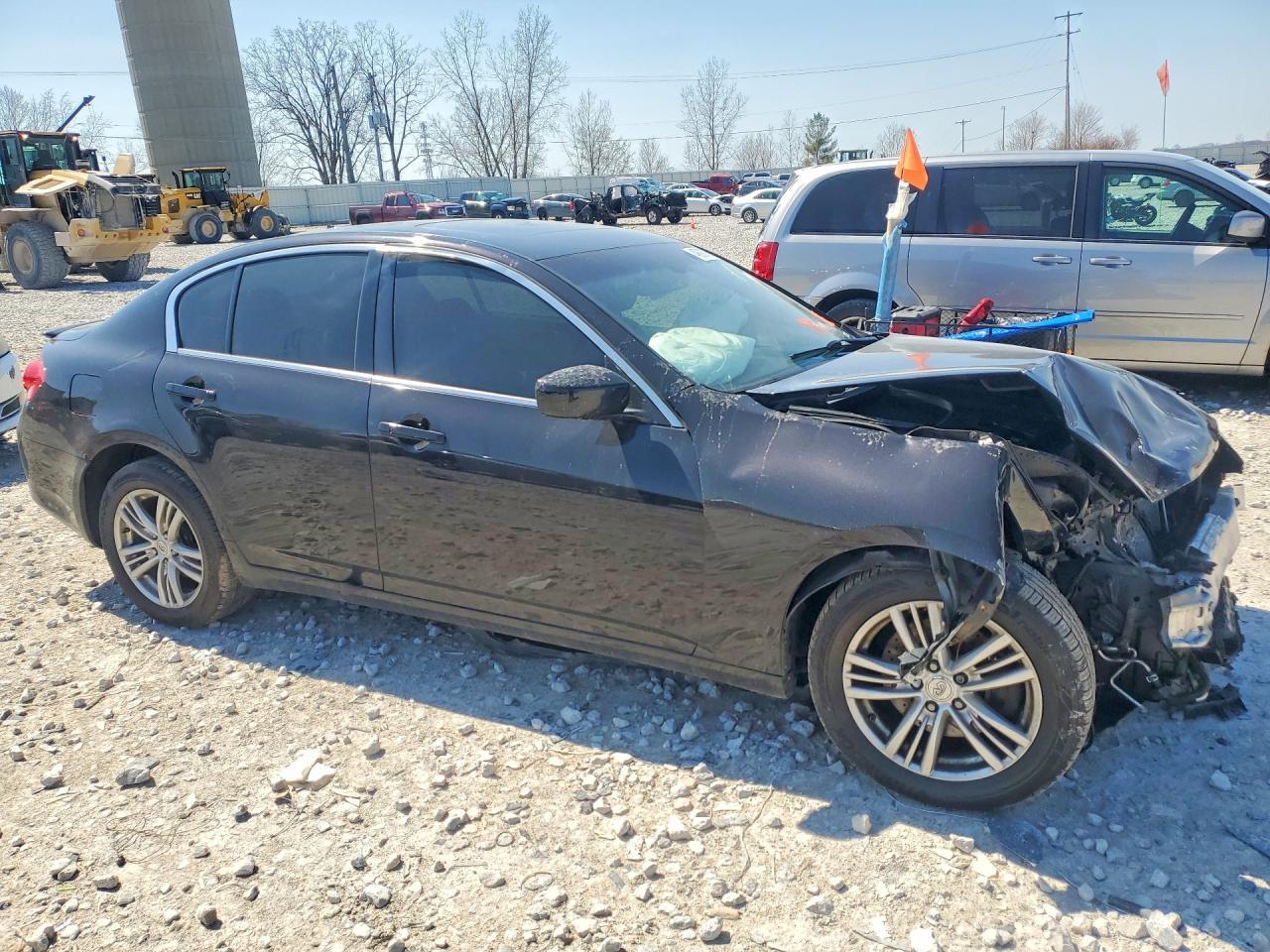 2013 Infiniti G37 Sedan X - Фото 4