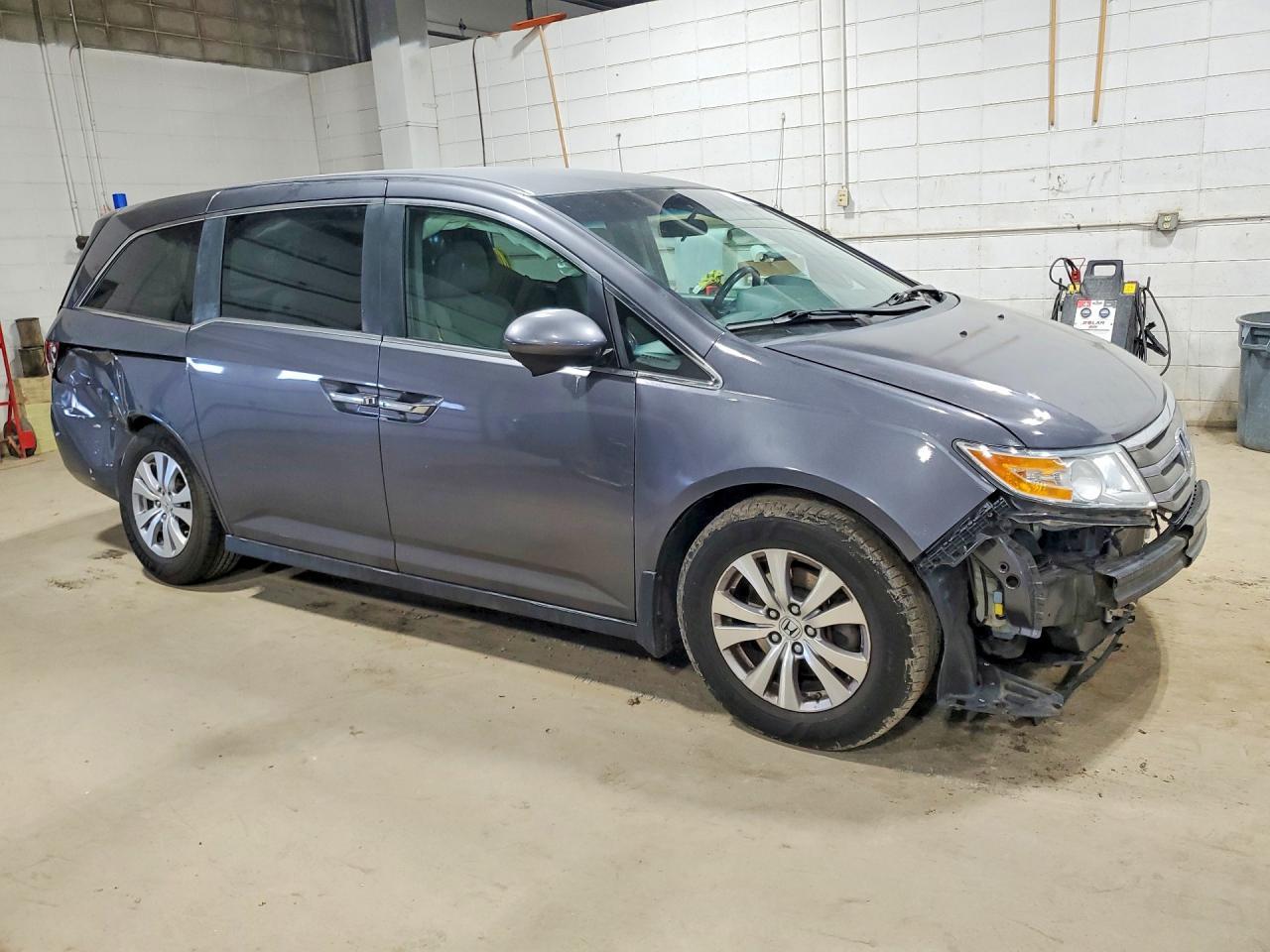 2015 Honda Odyssey Ex - Image 4