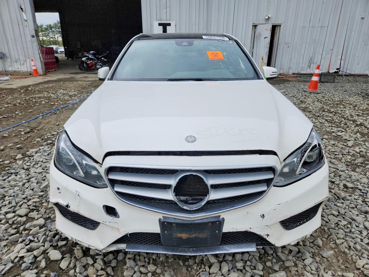 2015 Mercedes-Benz E 400 4Matic - Фото 5