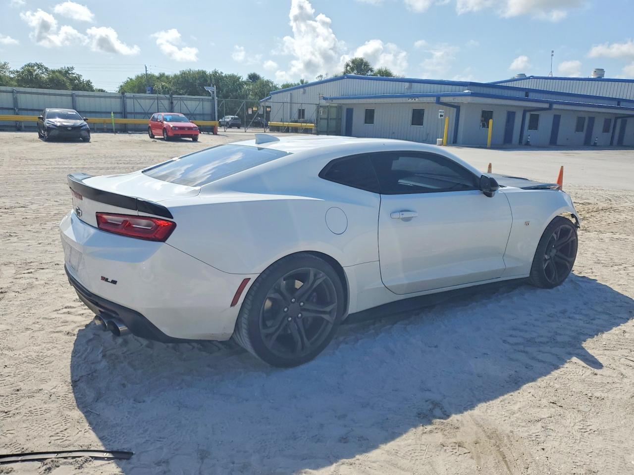 2017 Chevrolet Camaro Ss - Image 3