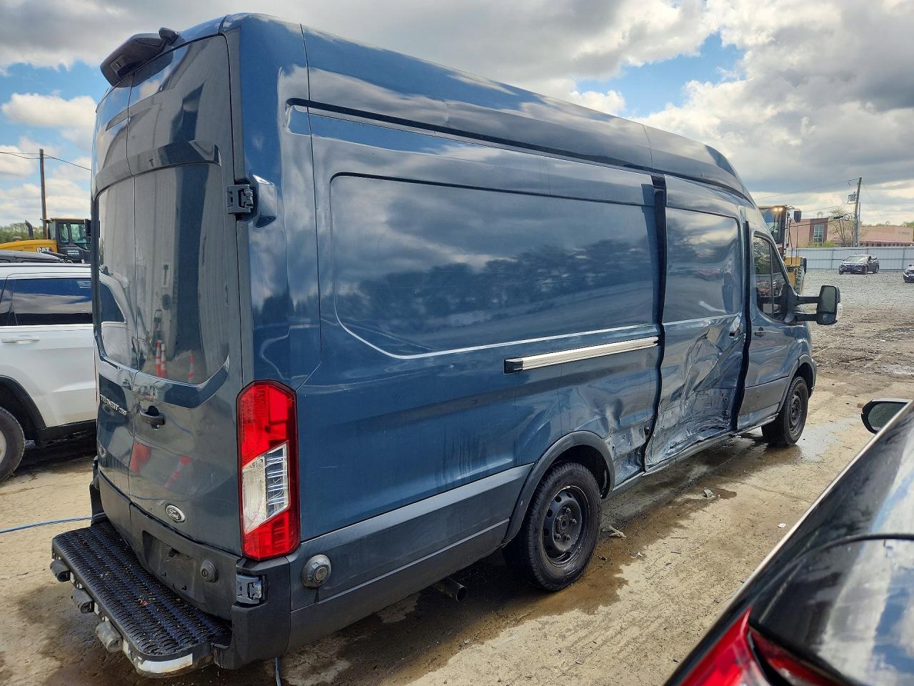 2021 Ford Transit T-250 - Image 3