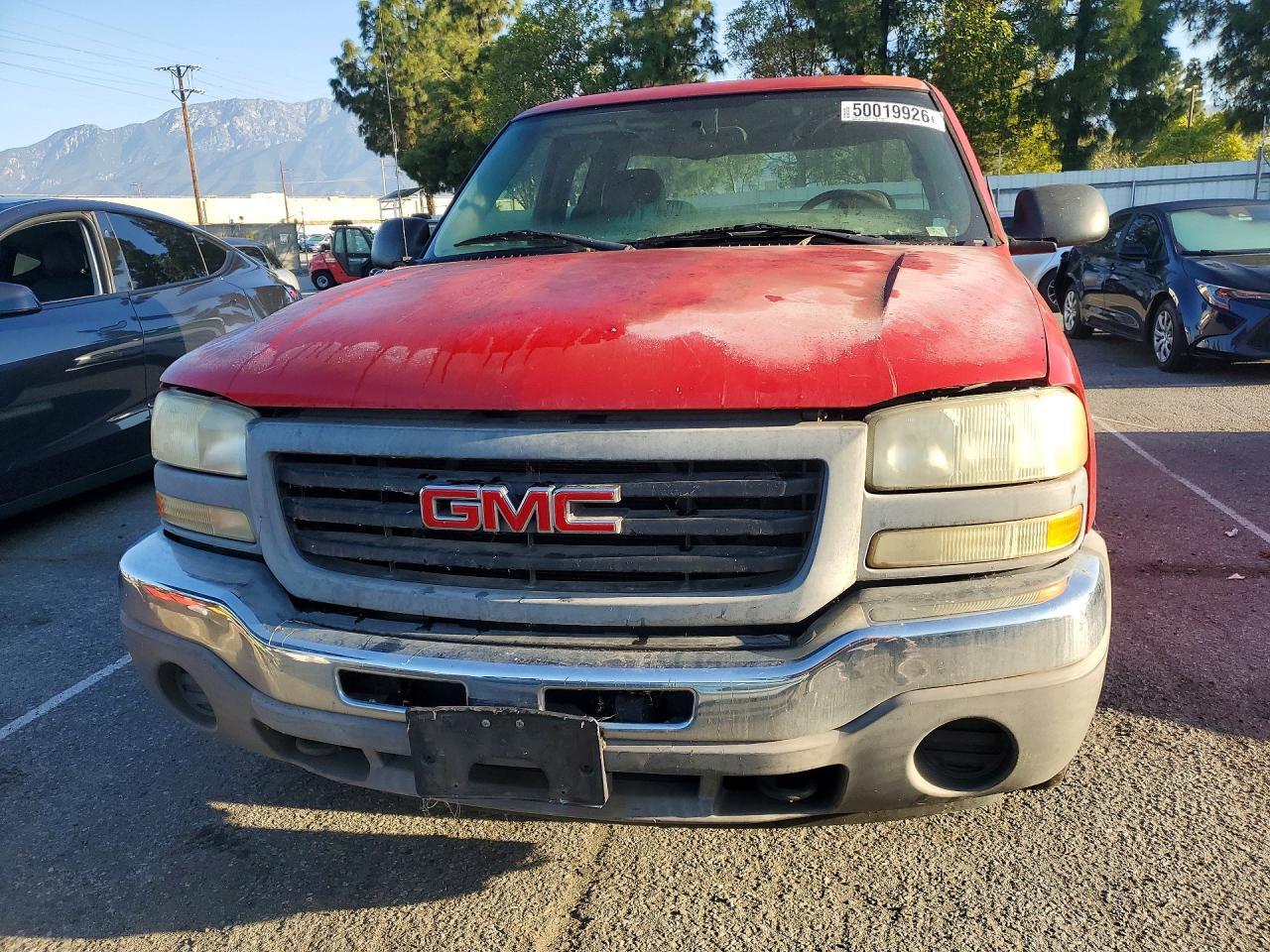 2005 GMC Sierra 1500 - Фото 5