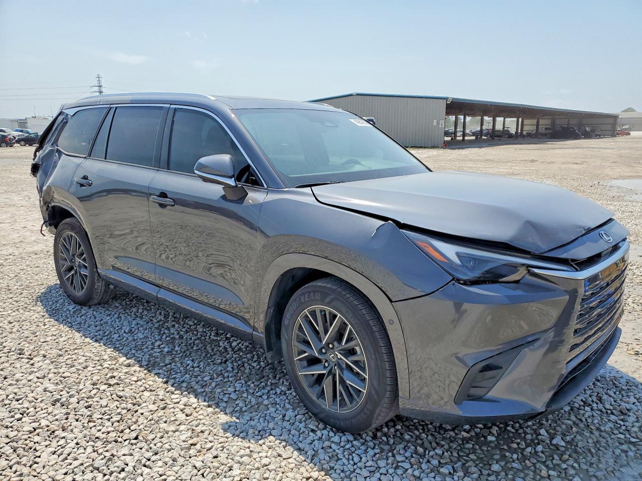 2025 Lexus Tx 350 Premium - Image 4