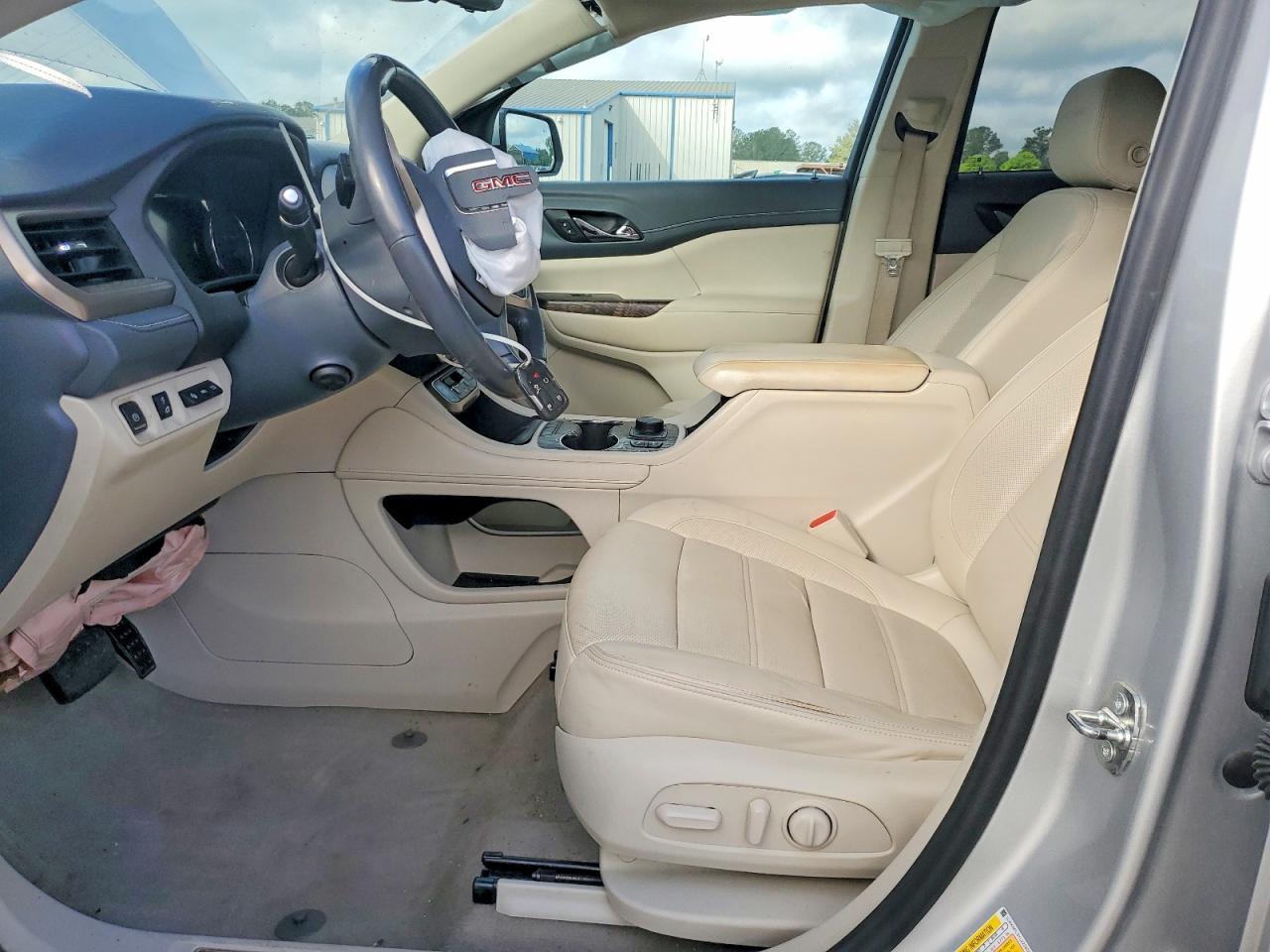 2020 GMC Acadia Denali - Фото 7