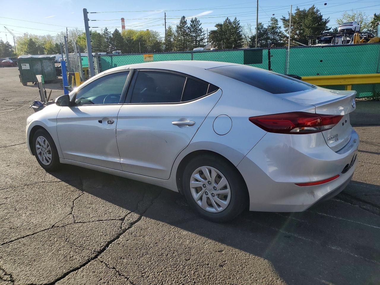 2018 Hyundai Elantra Se - Фото 2