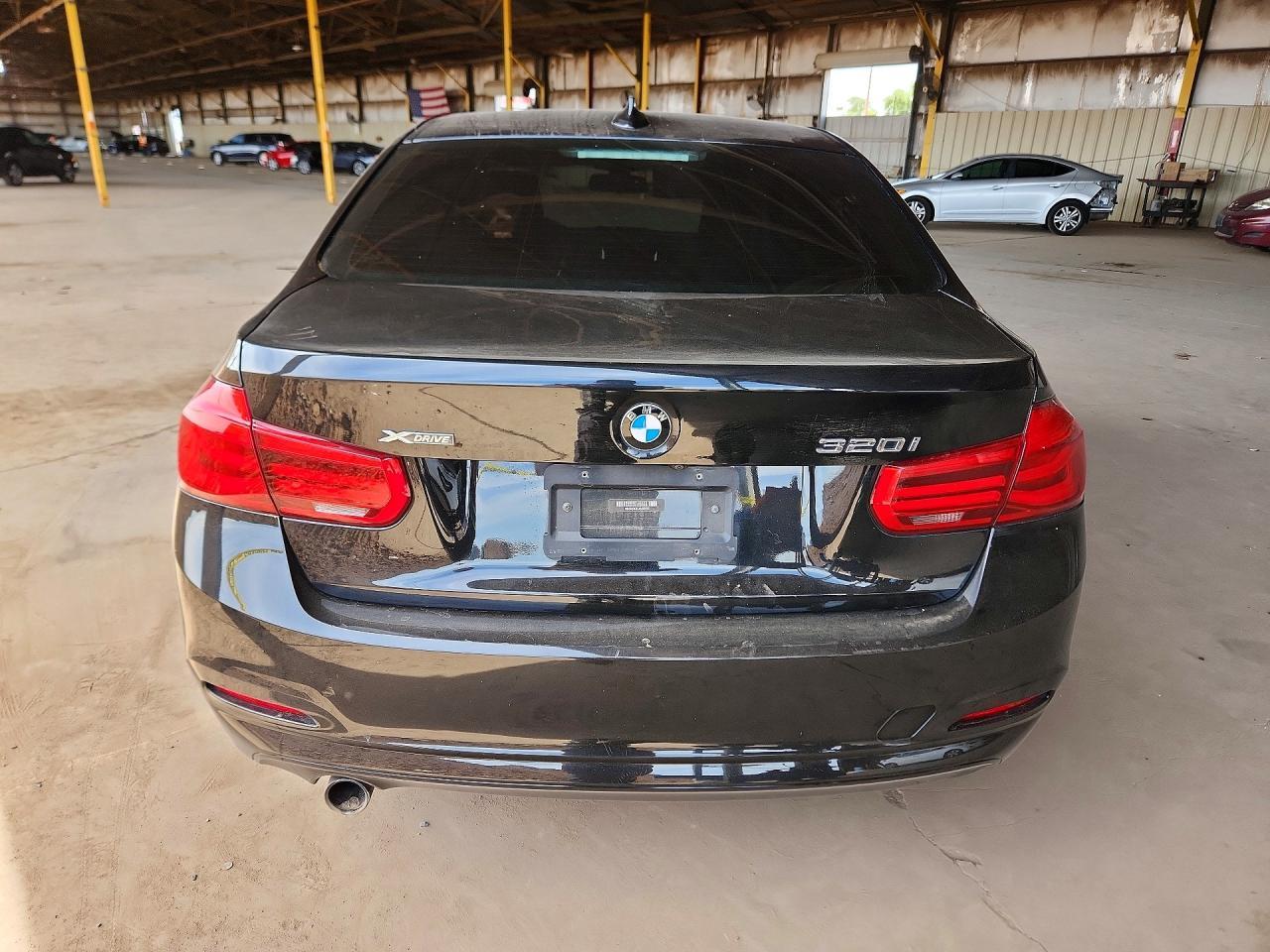 2018 BMW 320 Xi - Фото 6