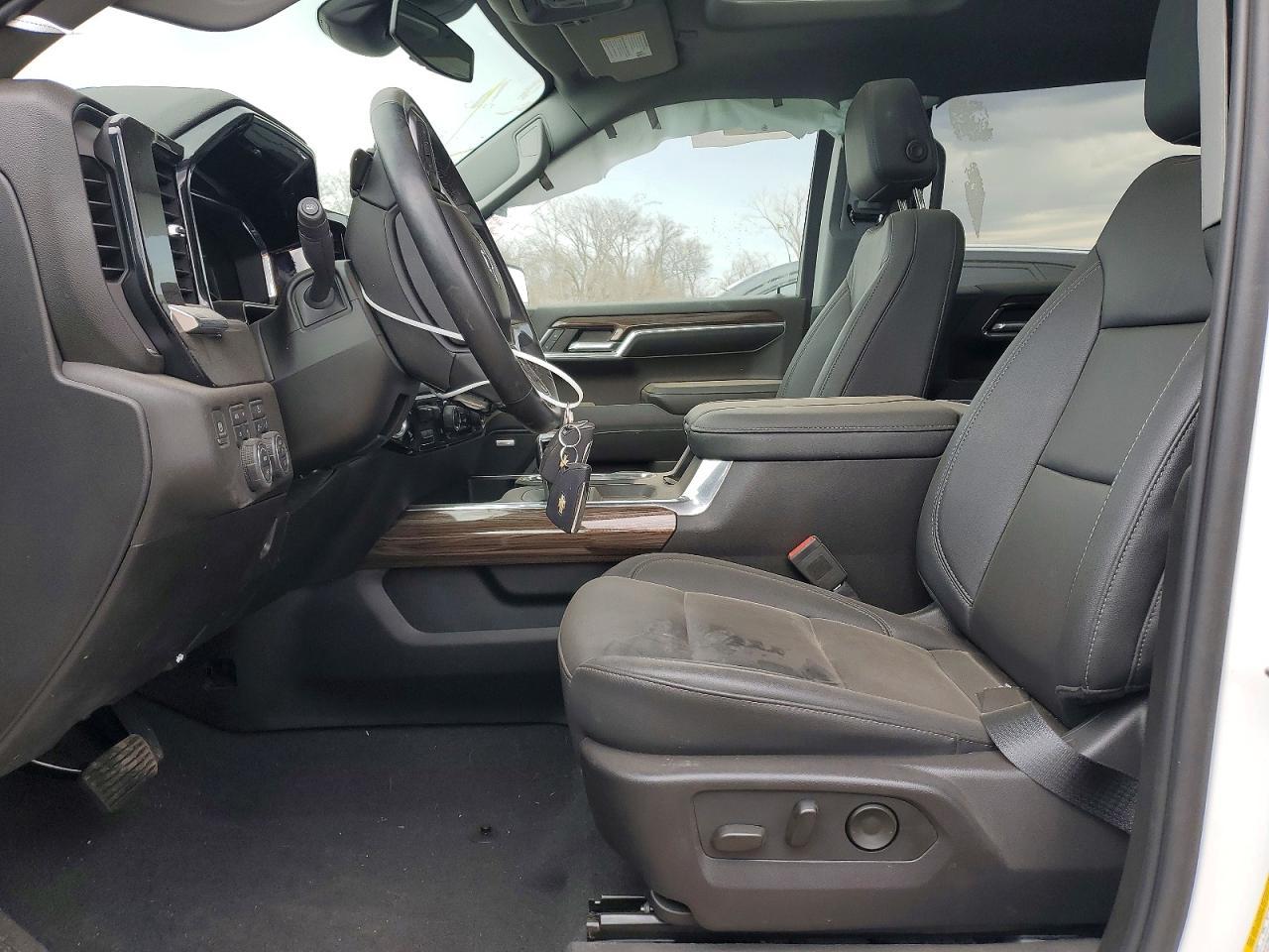 2024 Chevrolet Silverado K1500 Rst - Image 7