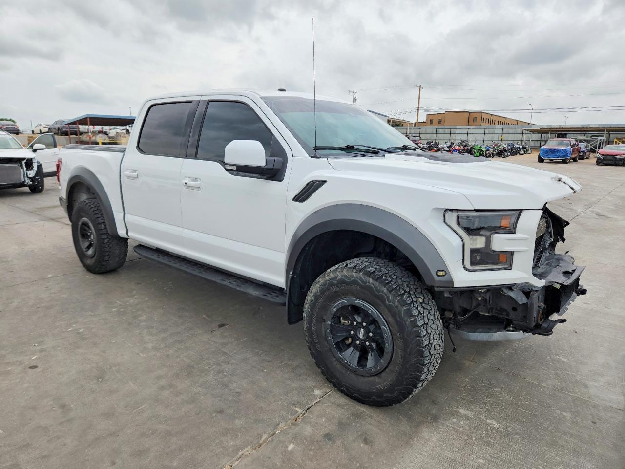 2018 Ford F150 Raptor - Image 4